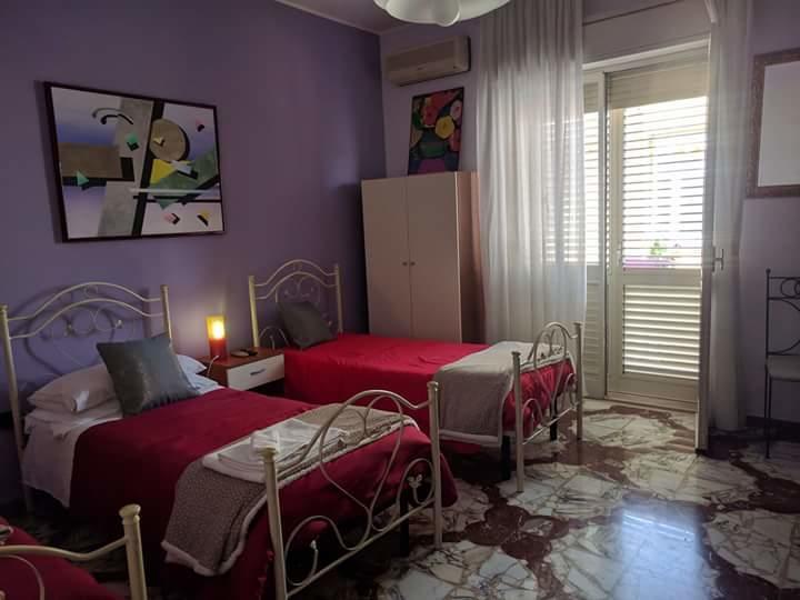 Solarino Il Giardino Delle Calendule B&B المظهر الخارجي الصورة